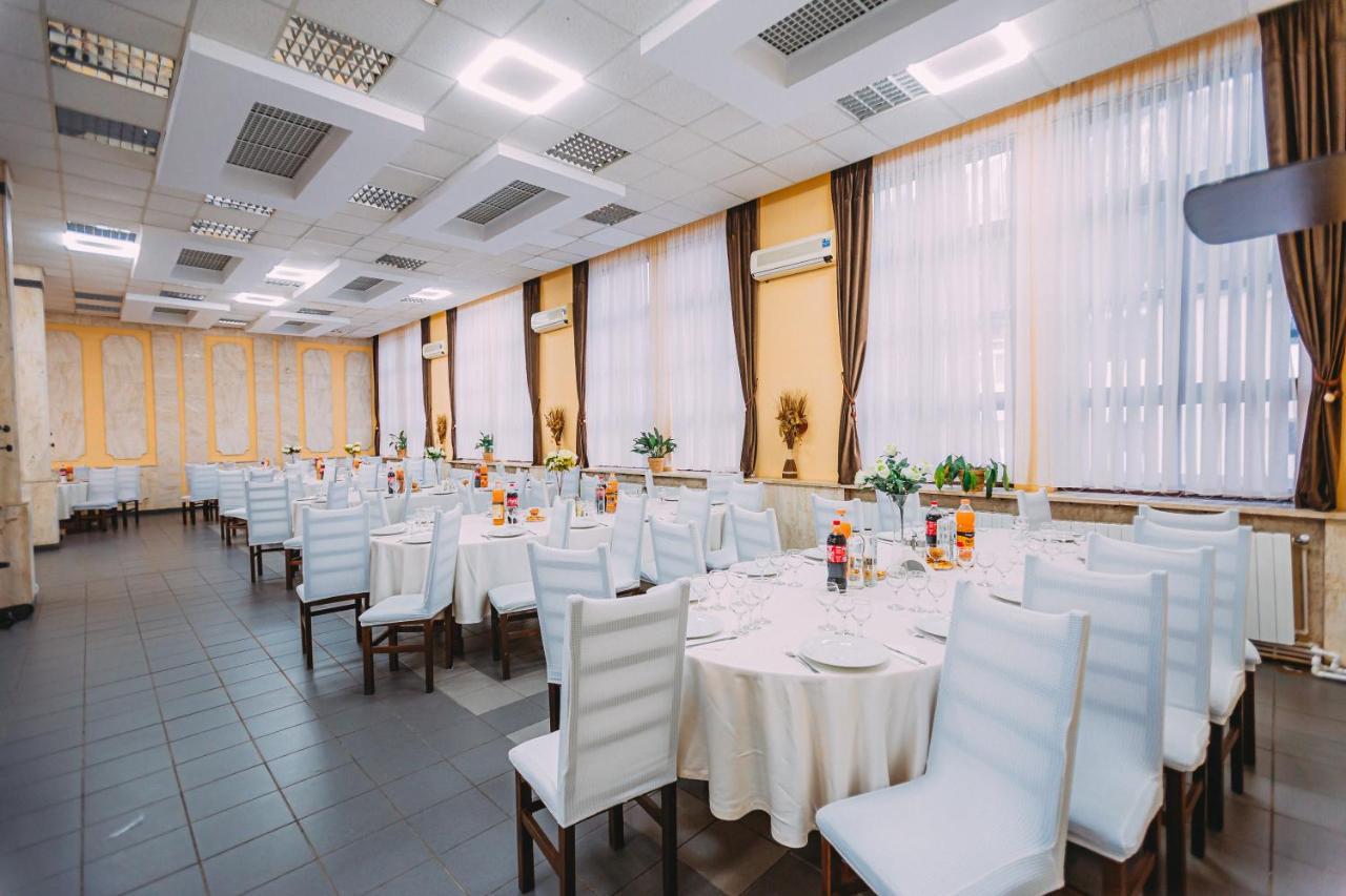 Motel Piatra Corbului Békás Kültér fotó