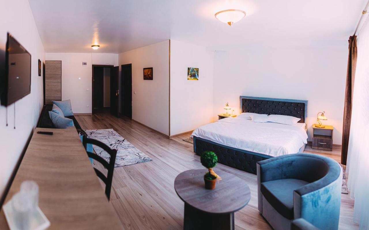 Motel Piatra Corbului Békás Kültér fotó