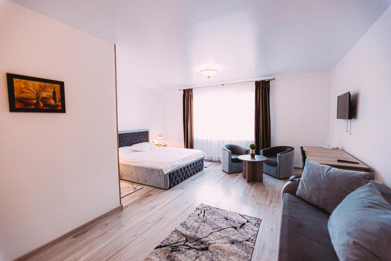 Motel Piatra Corbului Békás Kültér fotó